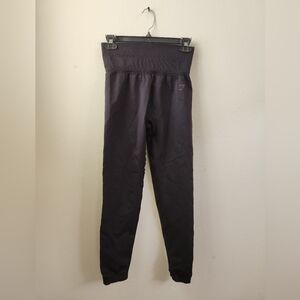 Gymshark Women's Seamless‎ Cropped Leggings Stretchy Black Size Extra Small